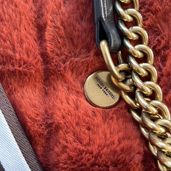 Henri Bendel 712 Quilted Leather Crossbody - Picture 2 of 8